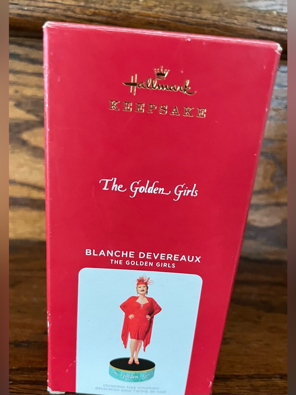 2021 HALLMARK THE GOLDEN GIRLS BLANCHE DEVEREAUX MAGIC ORNAMENT NIB. Works!
